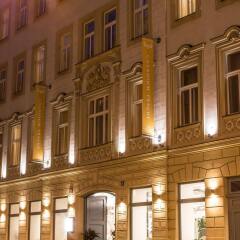 Отель Grandium Prague вид на фасад фото 2