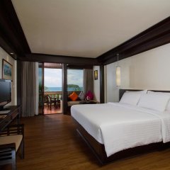 Отель Beyond Resort Kata Таиланд, Пхукет - 6 отзывов об отеле, цены и фото номеров - забронировать отель Beyond Resort Kata онлайн комната для гостей фото 5