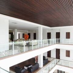 Megaland Hotel парковка
