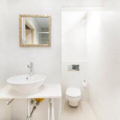 Апартаменты AinB Gothic-Jaume I Apartments ванная фото 2