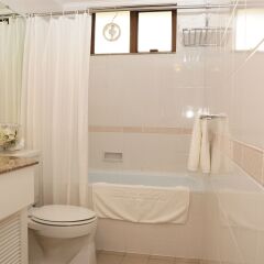 Апартаменты Riverside Serviced Apartments ванная