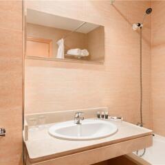 Отель Apartahotel Exe Campus San Mamés Испания, Леон - отзывы, цены и фото номеров - забронировать отель Apartahotel Exe Campus San Mamés онлайн ванная фото 2