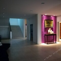 Отель Grand Bleu Ocean View Pool Suite интерьер отеля