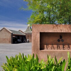 Отель Paresa Resort Пхукет парковка