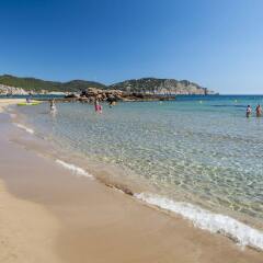 Invisa Hotel Club Cala Verde пляж