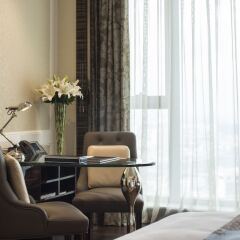 Отель The Reverie Saigon Вьетнам, Хошимин - отзывы, цены и фото номеров - забронировать отель The Reverie Saigon онлайн удобства в номере фото 2