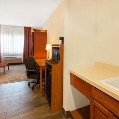 Отель Baymont by Wyndham Chelsea удобства в номере