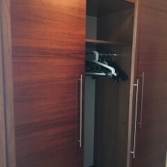 City View Lucka Hostel сейф в номере
