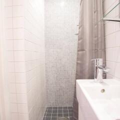 Отель ApartDirect Sveavagen Стокгольм ванная фото 2
