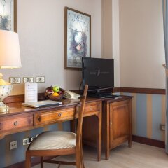 Отель Louise Brussels Бельгия, Брюссель - 2 отзыва об отеле, цены и фото номеров - забронировать отель Louise Brussels онлайн удобства в номере