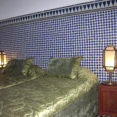 Отель Riad au 20 Jasmins Марокко, Фес - отзывы, цены и фото номеров - забронировать отель Riad au 20 Jasmins онлайн ванная