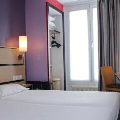 Отель Kyriad Paris 10 - Canal Saint Martin - République 3* Стандартный номер с 2 отдельными кроватями фото 3