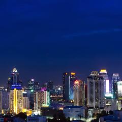 Отель Holiday Inn Express Bangkok Siam