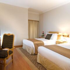 Апартаменты Crowne Plaza Dubai Apartments детские мероприятия