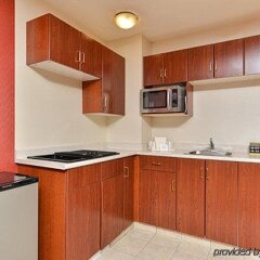 Отель Comfort Inn & Suites South Канада, Калгари - отзывы, цены и фото номеров - забронировать отель Comfort Inn & Suites South онлайн в номере