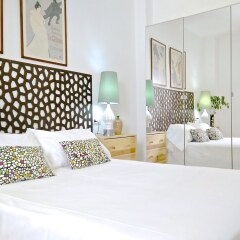 Отель Bizflats Arc De Triomf Барселона комната для гостей фото 3