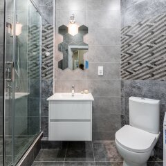 Гостиница Moscow Skyline Apartment в Москве отзывы, цены и фото номеров - забронировать гостиницу Moscow Skyline Apartment онлайн Москва ванная