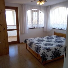 Отель The White Guest House Болгария, Кранево - отзывы, цены и фото номеров - забронировать отель The White Guest House онлайн комната для гостей фото 2