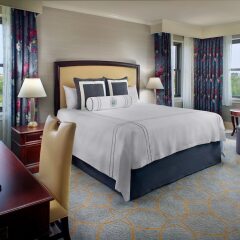 Omni Shoreham Hotel сейф в номере