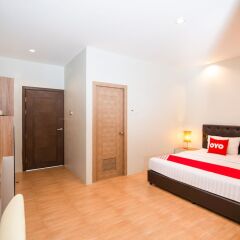 Отель Journey Residence Phuket сейф в номере
