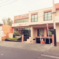Hotel Real Zapopan парковка