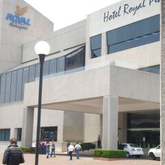 Отель Royal Pedregal Мехико парковка