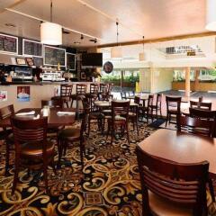 Отель Best Western Hollywood Plaza Inn США, Лос-Анджелес - отзывы, цены и фото номеров - забронировать отель Best Western Hollywood Plaza Inn онлайн питание фото 3
