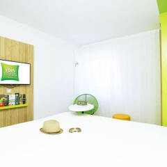 Отель Ibis Styles Toulouse Labège Франция, Лабеж - отзывы, цены и фото номеров - забронировать отель Ibis Styles Toulouse Labège онлайн комната для гостей фото 4