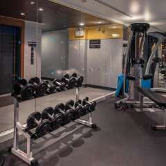 Ashlee Hub Hotel Patong фитнесс-зал фото 2