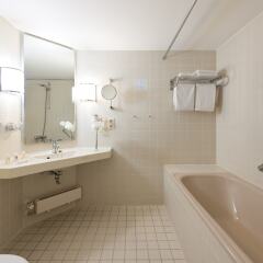 Leonardo Hotel Weimar ванная