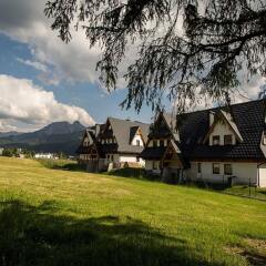 Отель Z Widokiem Na Tatry Косцелиско вид на фасад