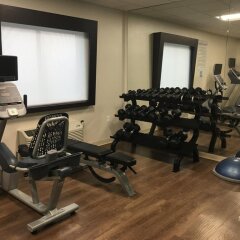 Отель Holiday Inn Express Ex I-71 / OH State Fair / Expo Center фитнесс-зал фото 4