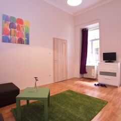 Апартаменты Opera Guesthouse & apartments комната для гостей фото 5