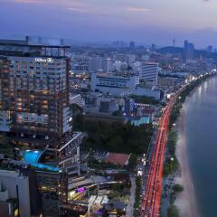 Отель Hilton Pattaya Таиланд, Паттайя - 9 отзывов об отеле, цены и фото номеров - забронировать отель Hilton Pattaya онлайн городской автобус