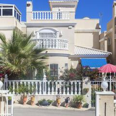 Отель Villa Bennecke Sherlock Ориуэла фото 3