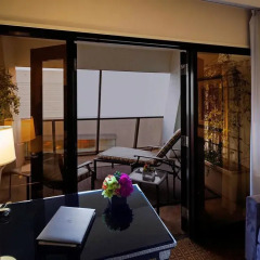 Отель Sofitel Los Angeles at Beverly Hills балкон