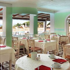 Отель Grand Hotel Smeraldo Beach Италия, Байя-Сардиния - 1 отзыв об отеле, цены и фото номеров - забронировать отель Grand Hotel Smeraldo Beach онлайн питание фото 2