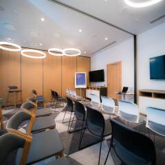 Гостиница Holiday Inn Express Moscow - Baumanskaya интерьер отеля