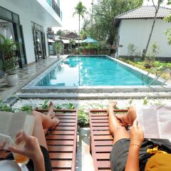Отель Tropical Garden Homestay Villa бассейн фото 2