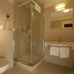Отель Rott Hotel Чехия, Прага - 9 отзывов об отеле, цены и фото номеров - забронировать отель Rott Hotel онлайн ванная фото 2
