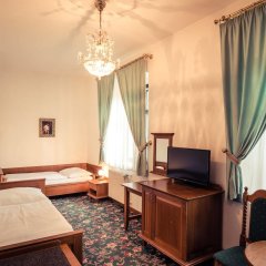 Отель Gold Чехия, Чешский Крумлов - 2 отзыва об отеле, цены и фото номеров - забронировать отель Gold онлайн комната для гостей фото 4