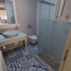 Monk Hotel Alacati - Adults Only Чешме ванная фото 2