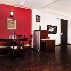 Mantra Amaltas Hotel интерьер отеля