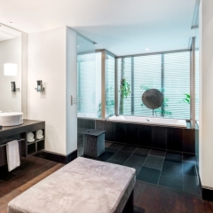 Отель Twinpalms Phuket 5* Номер Deluxe palm с различными типами кроватей фото 11