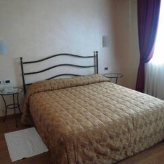 Отель Albergo Al Campanile Италия, Рончи-ди-Кампинель - отзывы, цены и фото номеров - забронировать отель Albergo Al Campanile онлайн комната для гостей фото 5