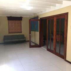 Отель Finest Accommodations Lord Nelson Way парковка