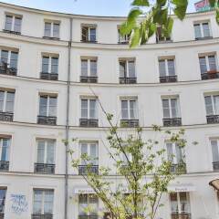 Отель 49 - Pretty Flat in Menilmontant Париж с домашними животными