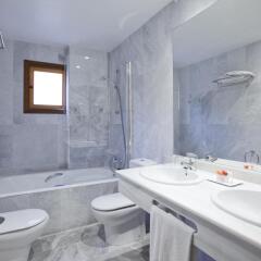 Отель Maristel & Spa Испания, Эстелленс - отзывы, цены и фото номеров - забронировать отель Maristel & Spa онлайн ванная
