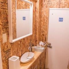 Galo Hostel Kobe Кобе ванная