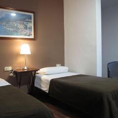 Отель Hostal LK комната для гостей фото 4
